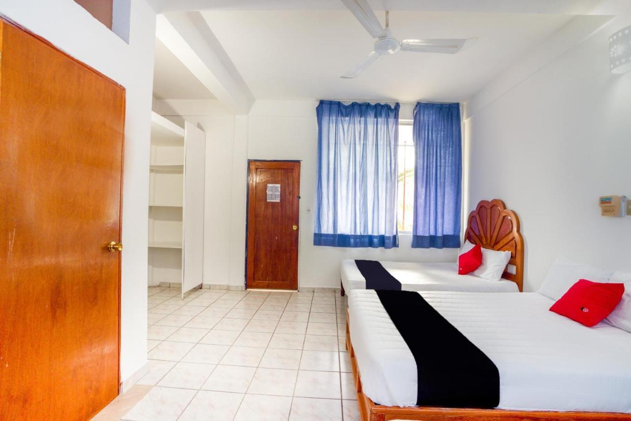 Hotel Adelita Zihuatanejo Exterior foto