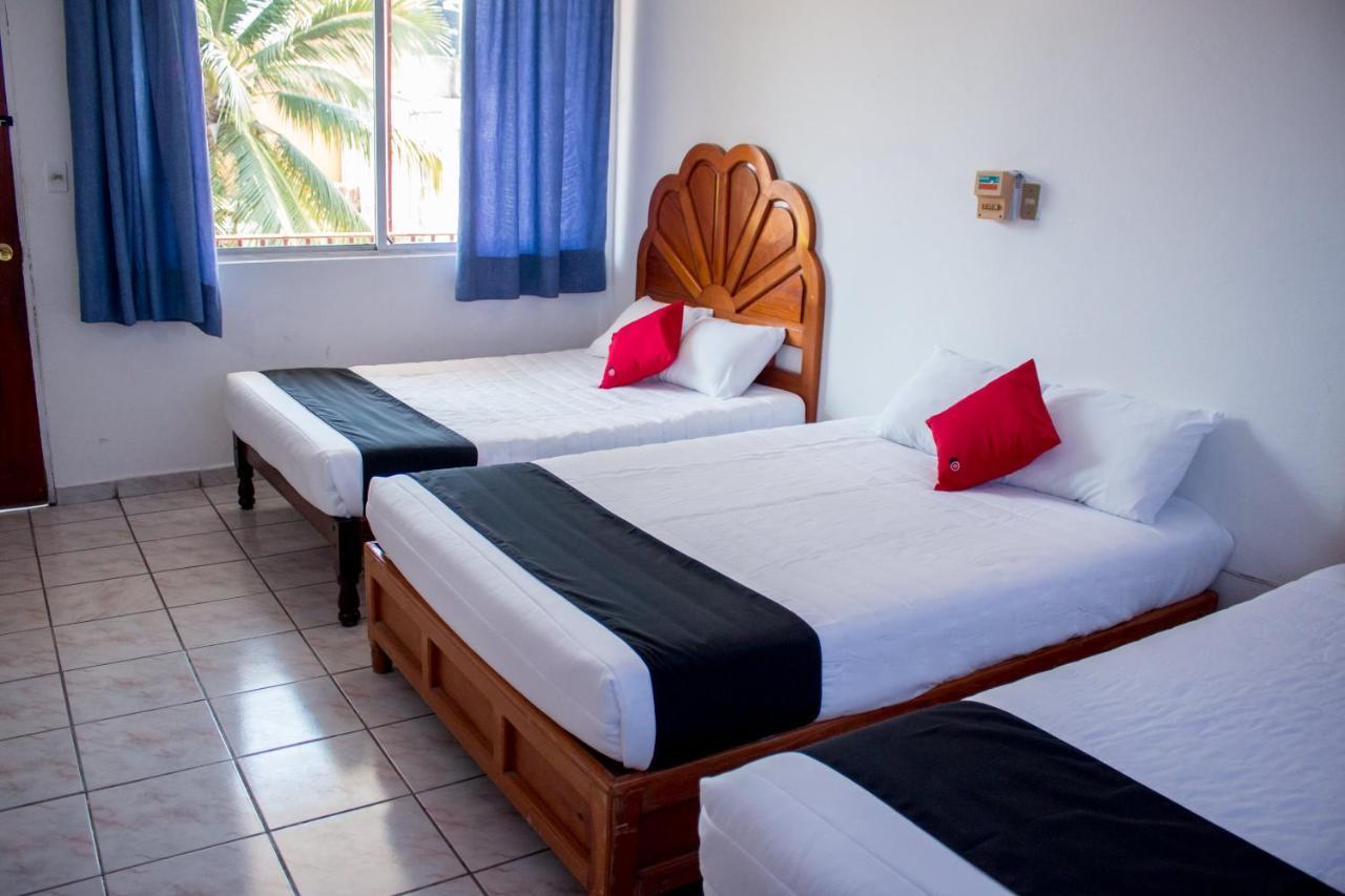 Hotel Adelita Zihuatanejo Exterior foto